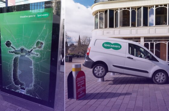 „Should’ve Gone to Specsavers” reklama salonu optycznego